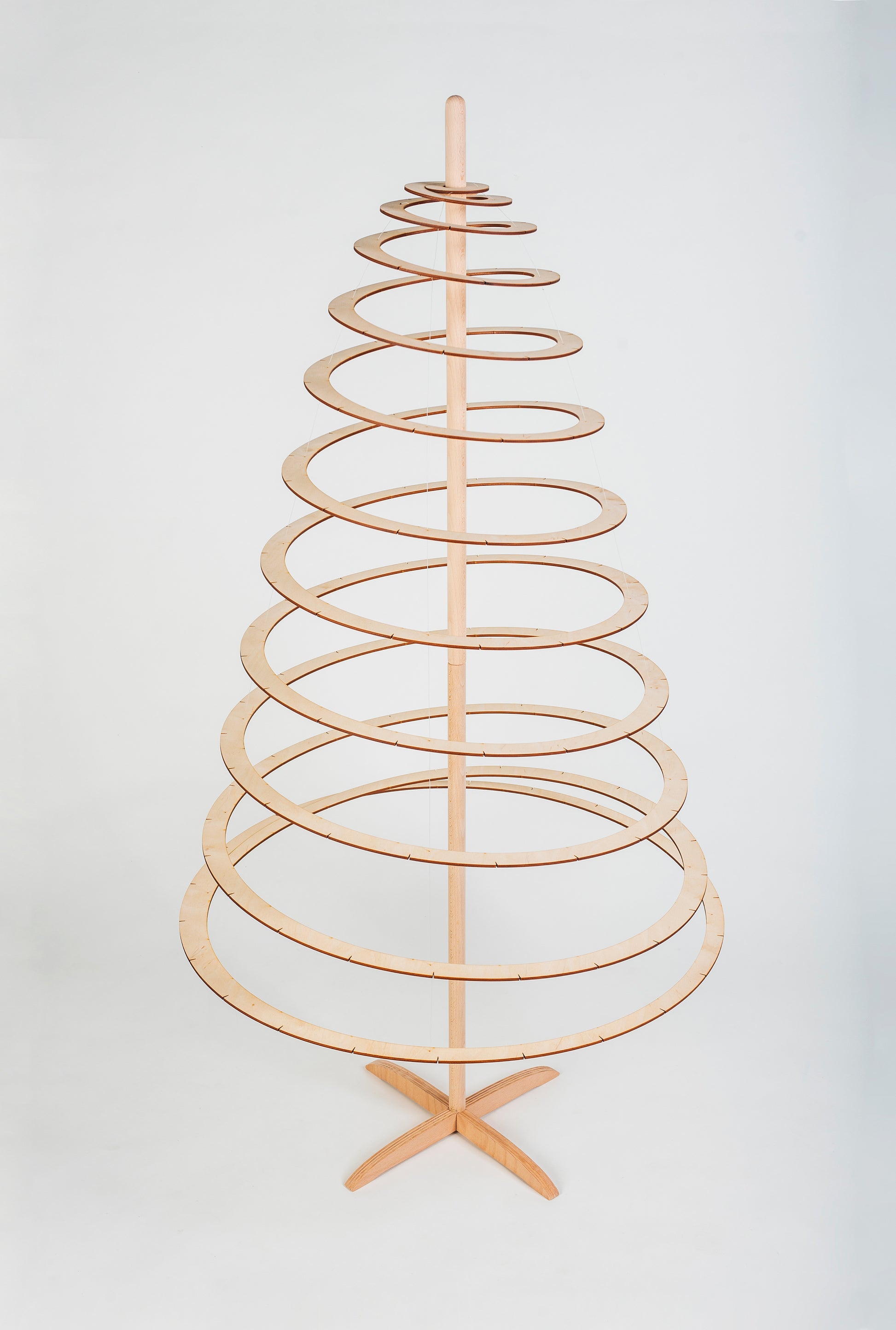 Spira wooden Christmas tree